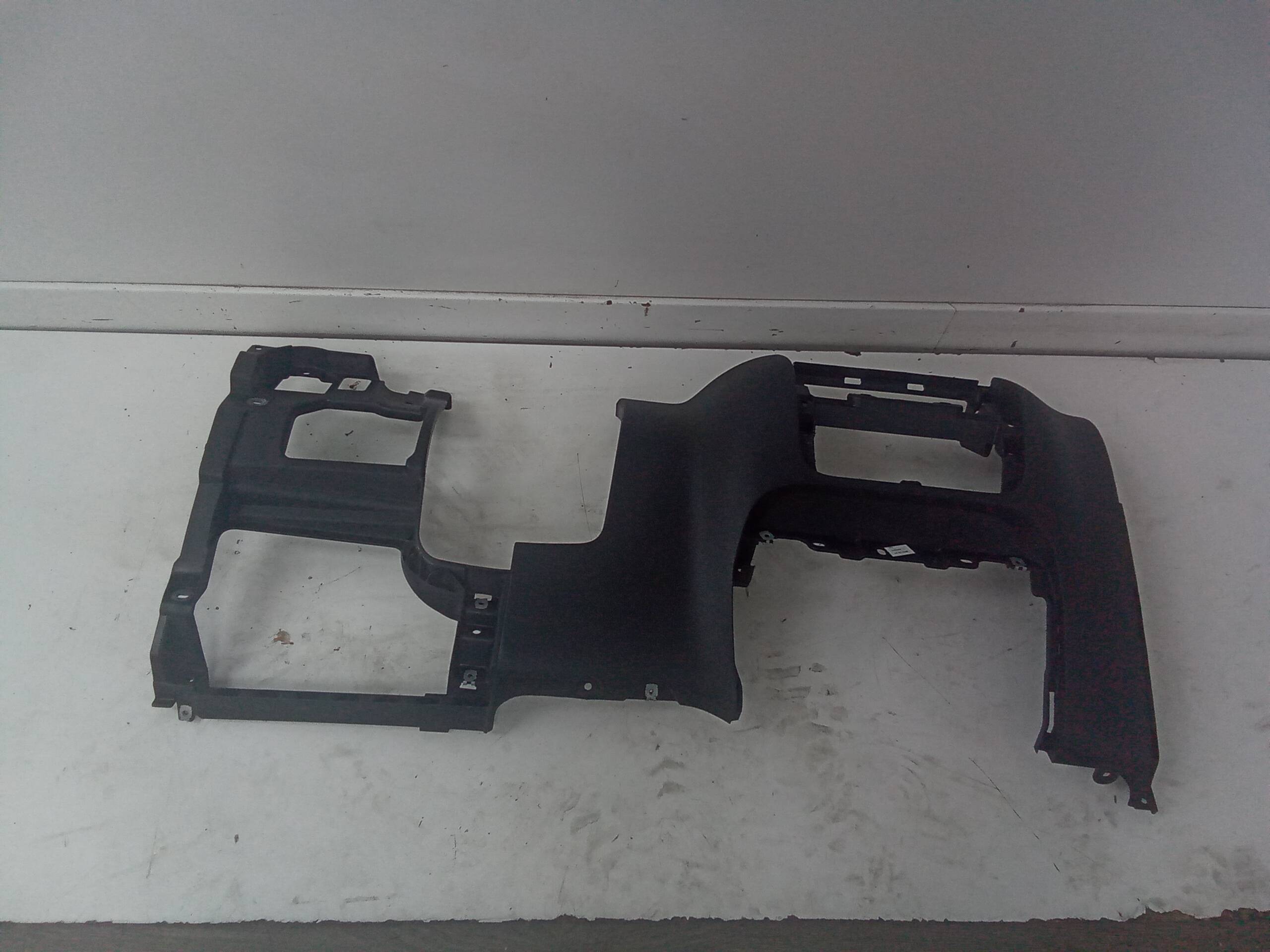 Cubierta bajo salpicadero izquierda volkswagen tiguan (5n1)(11.2007->)