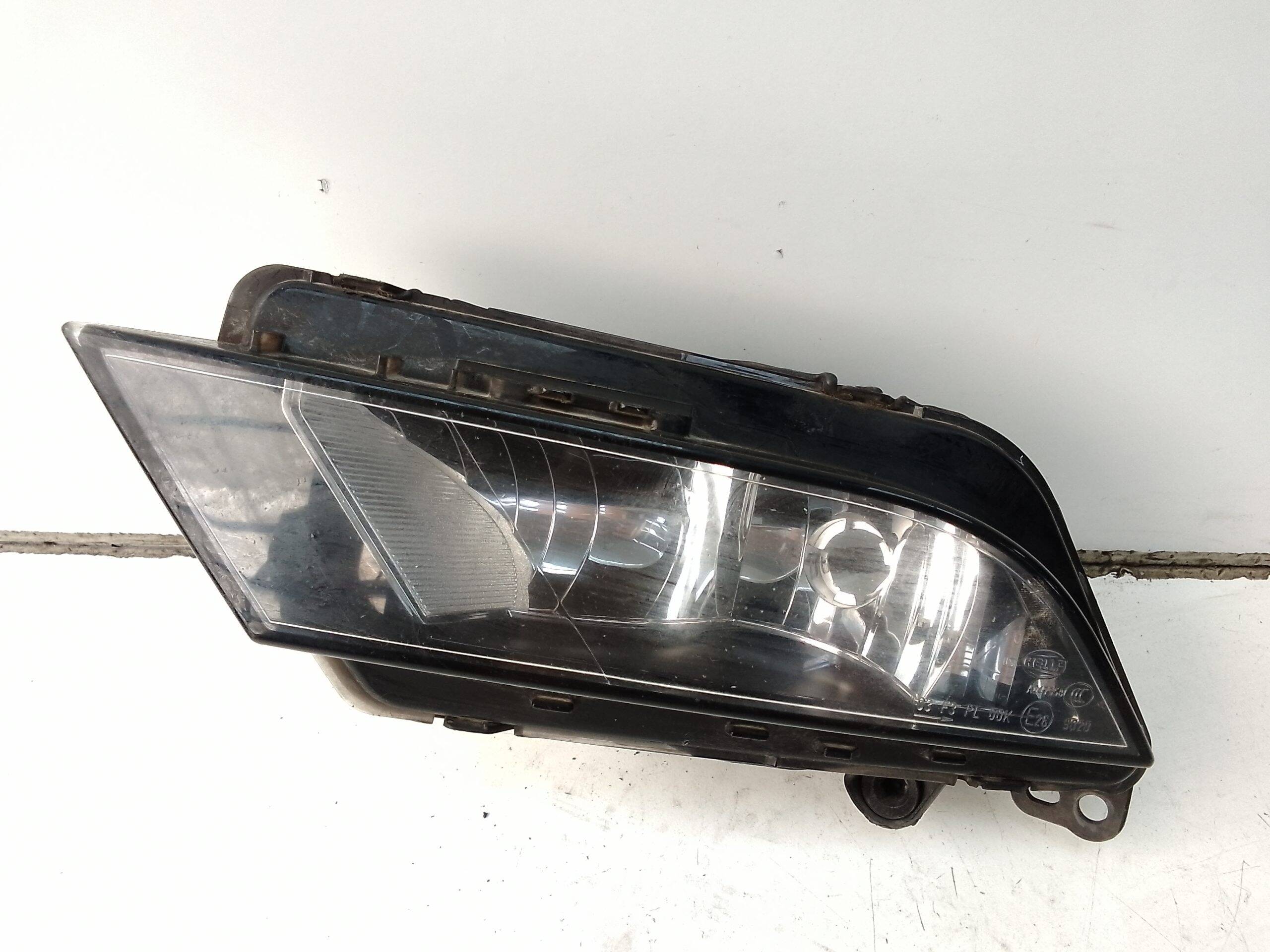 Faro antiniebla izquierdo seat leon (5f1)(09.2012->)