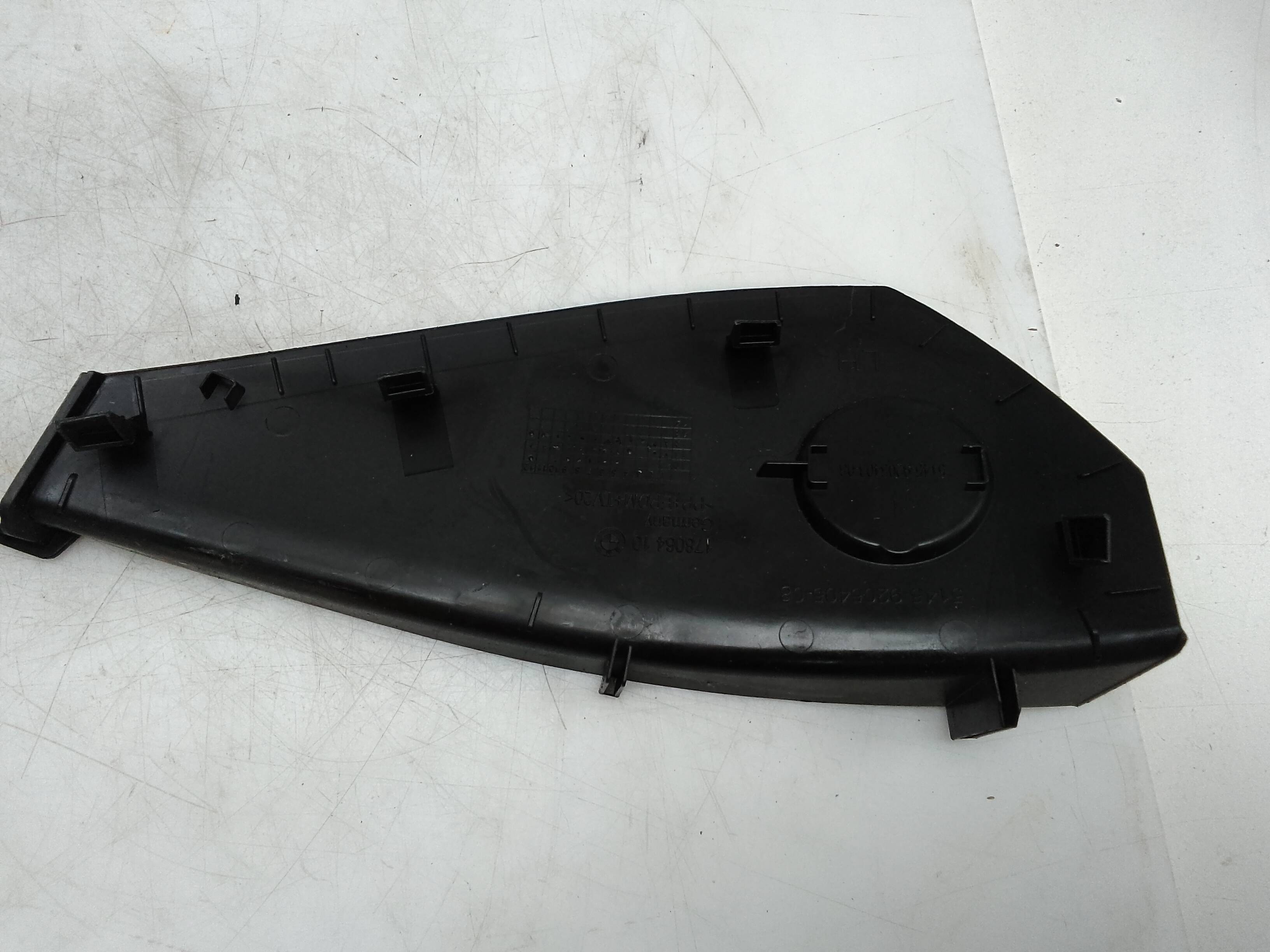 Moldura lateral izquierda bmw serie 1 berlina 5p (f20)(2011->)