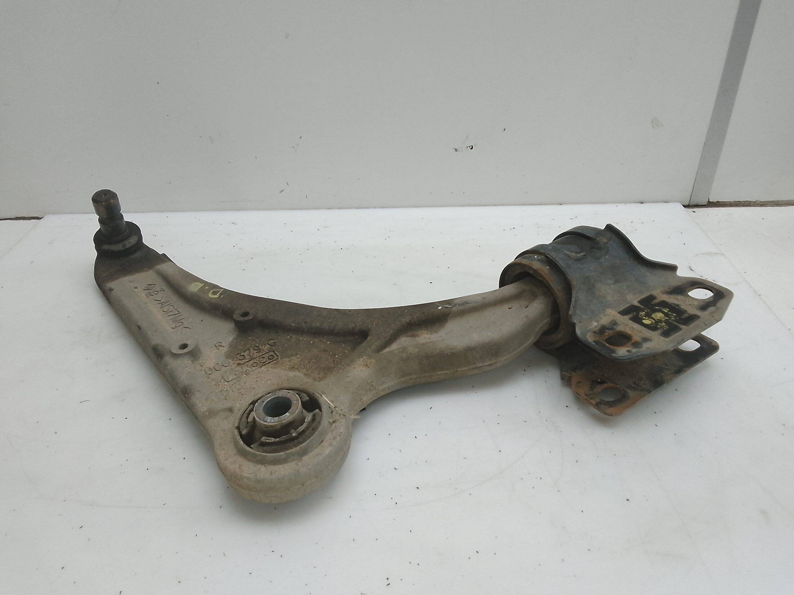 Brazo suspension inferior delantero derecho ford mondeo berlina (cng)(2014->)