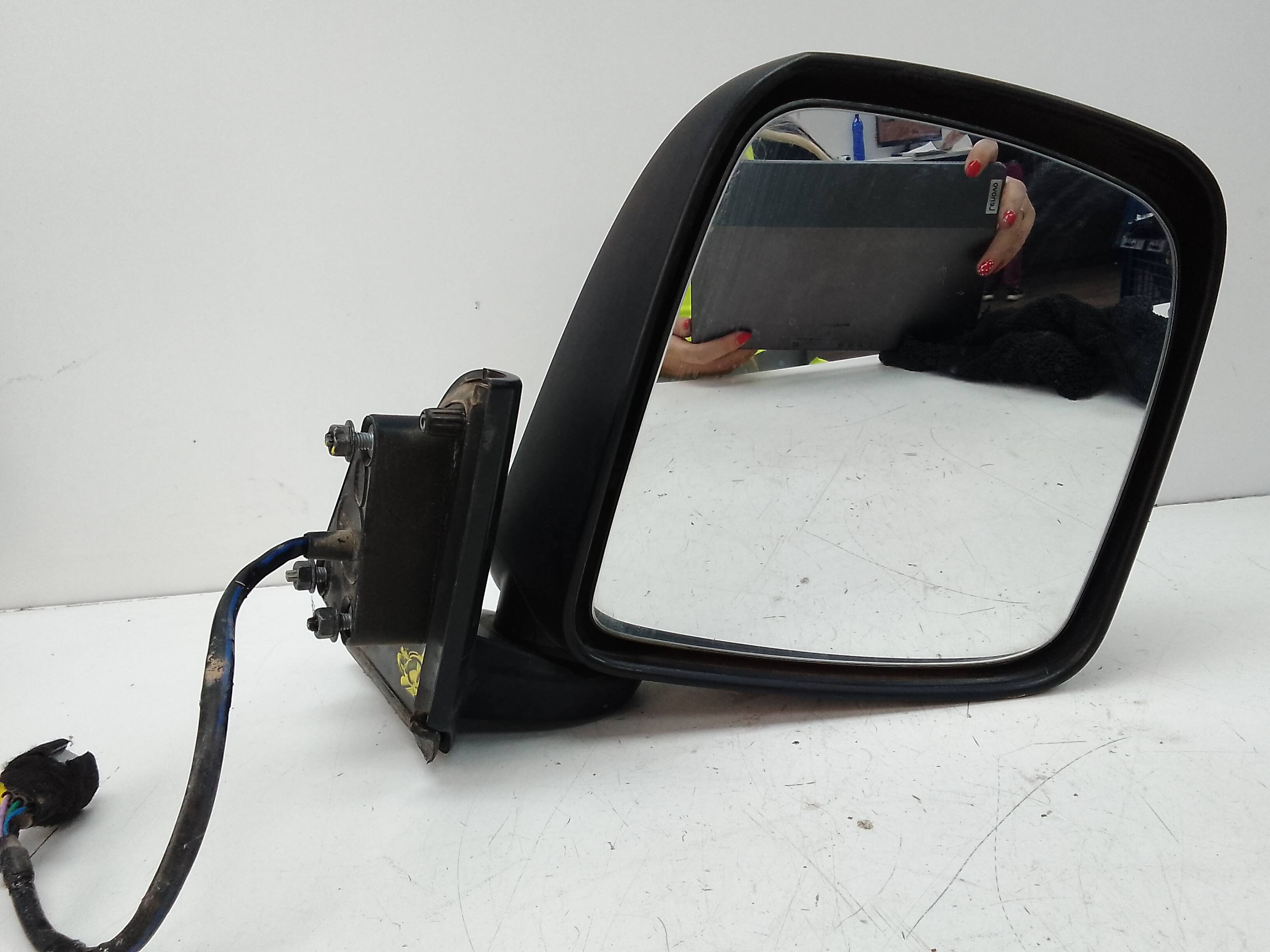 Retrovisor derecho nissan nv200 /evalia (m20/m)(08.2009->)