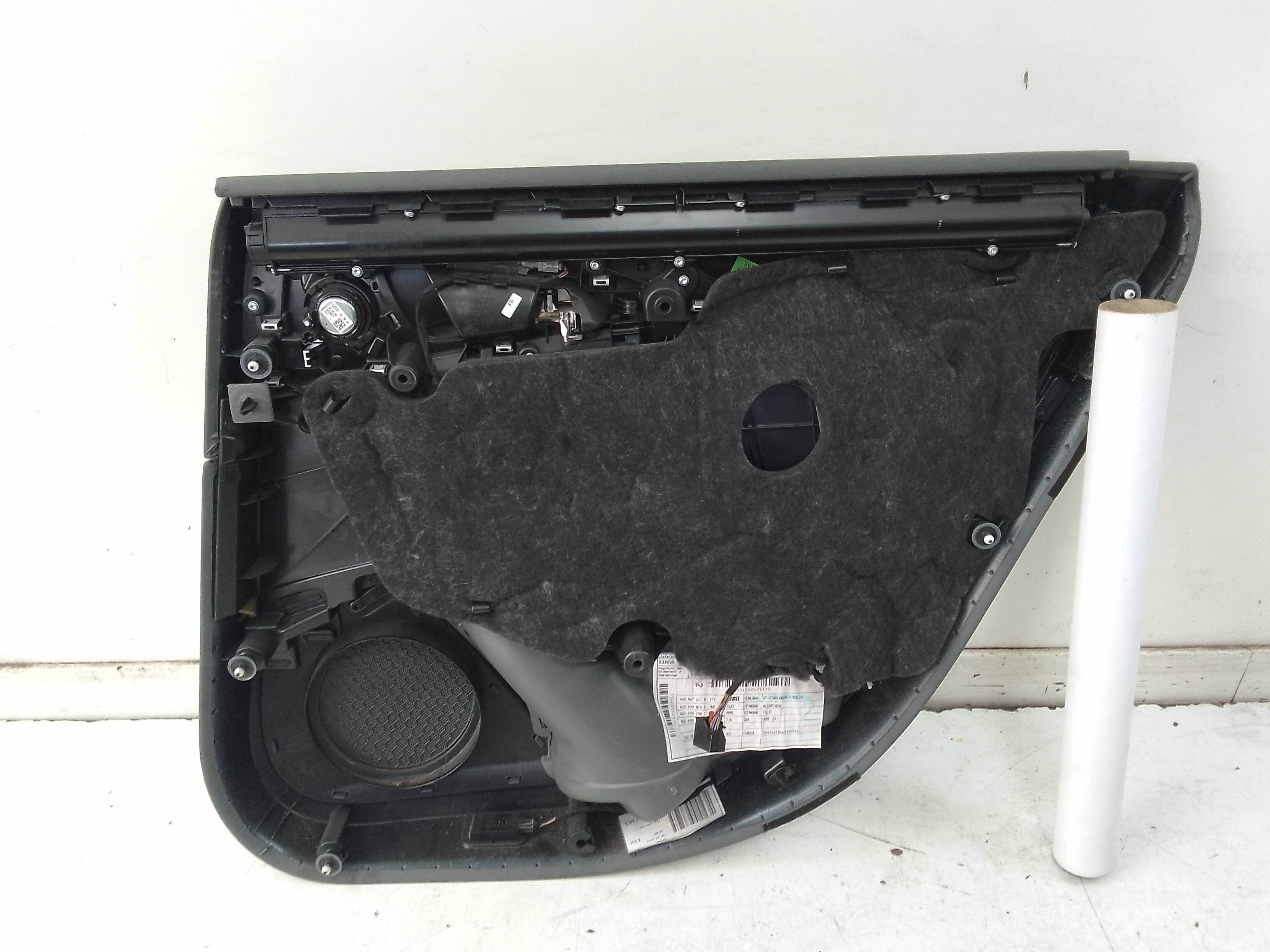 Guarnecido puerta trasera izquierda audi a6 avant (4g5)(05.2011->)