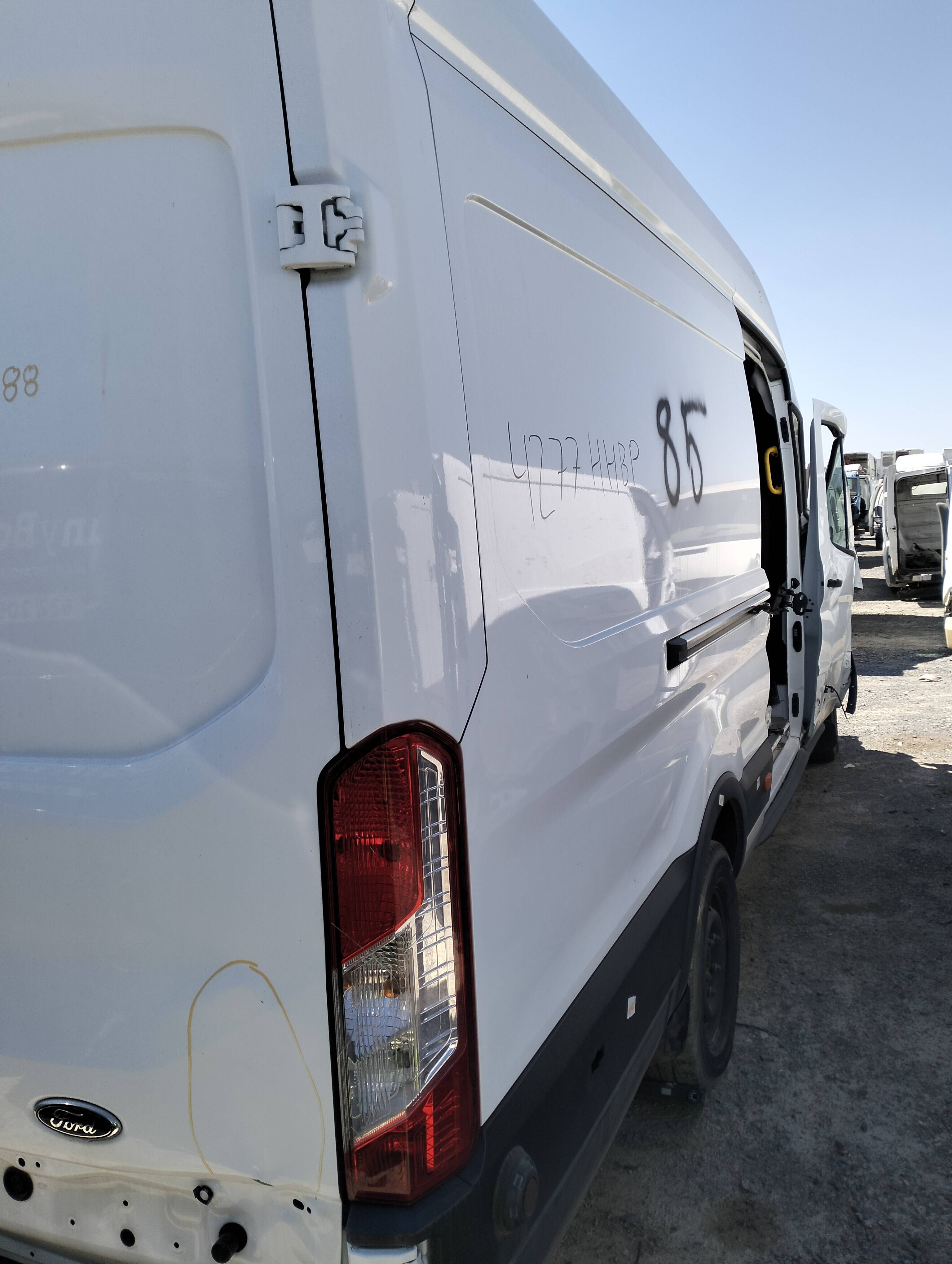 Bisagras puerta trasera derecha ford transit furgón (ttg)(2013->)