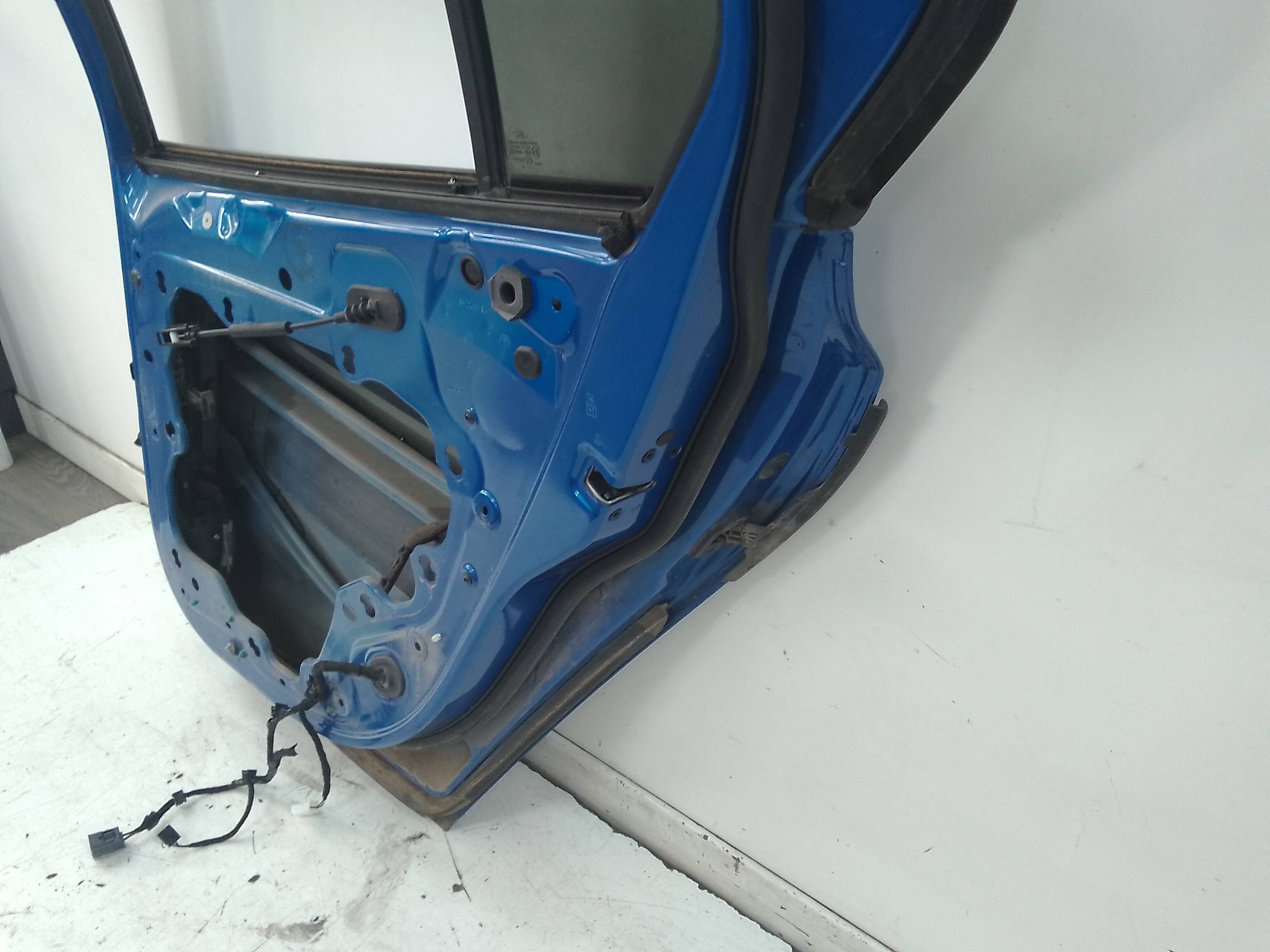 Puerta trasera derecha ford focus berlina (cge)(2018->)