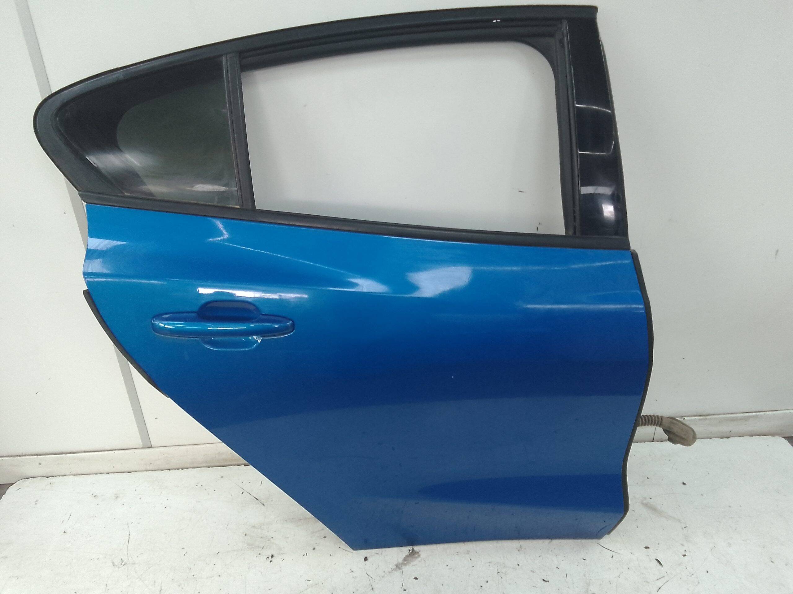 Puerta trasera derecha ford focus berlina (cge)(2018->)