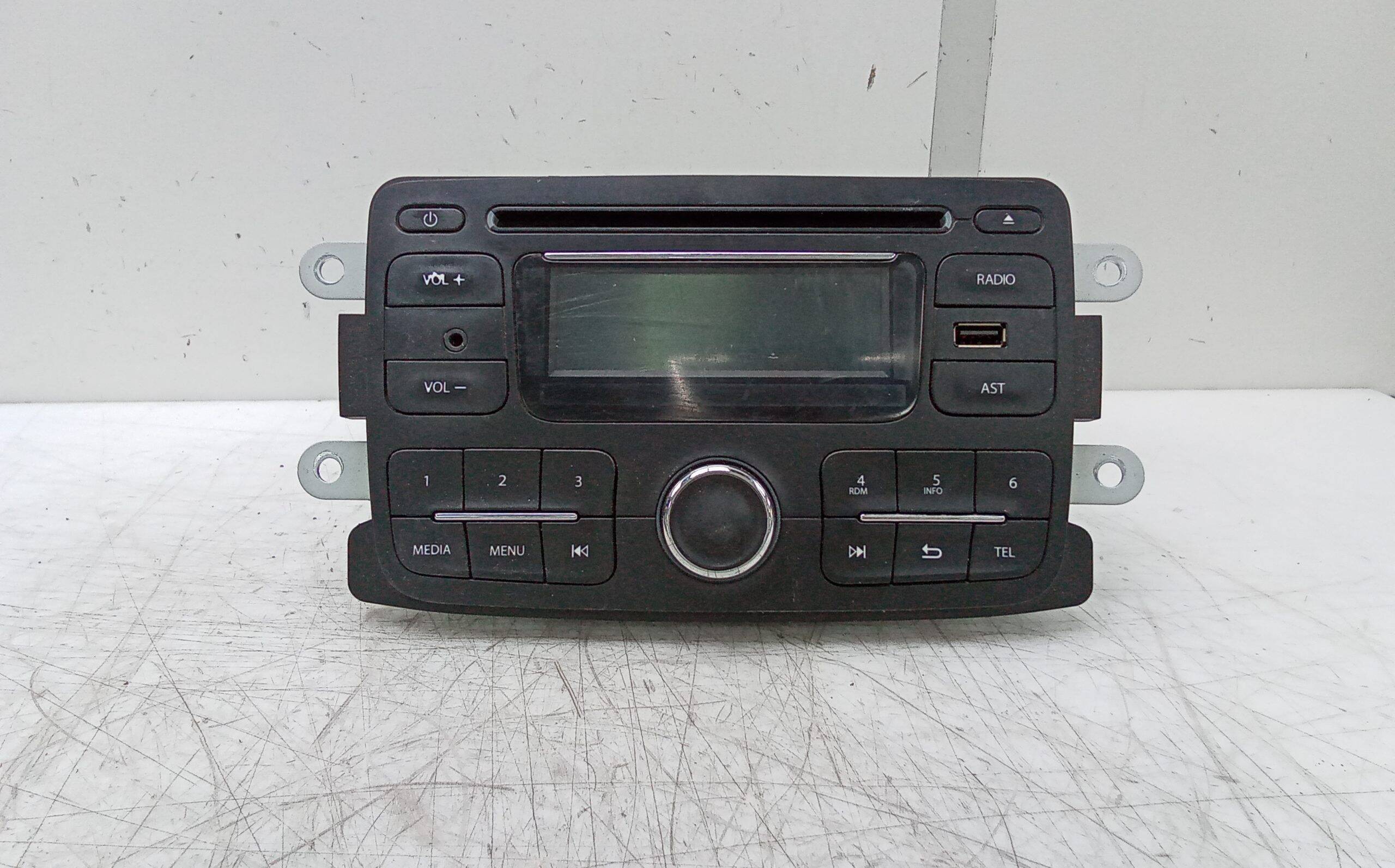 Sistema audio / radio cd dacia duster i (2010->)