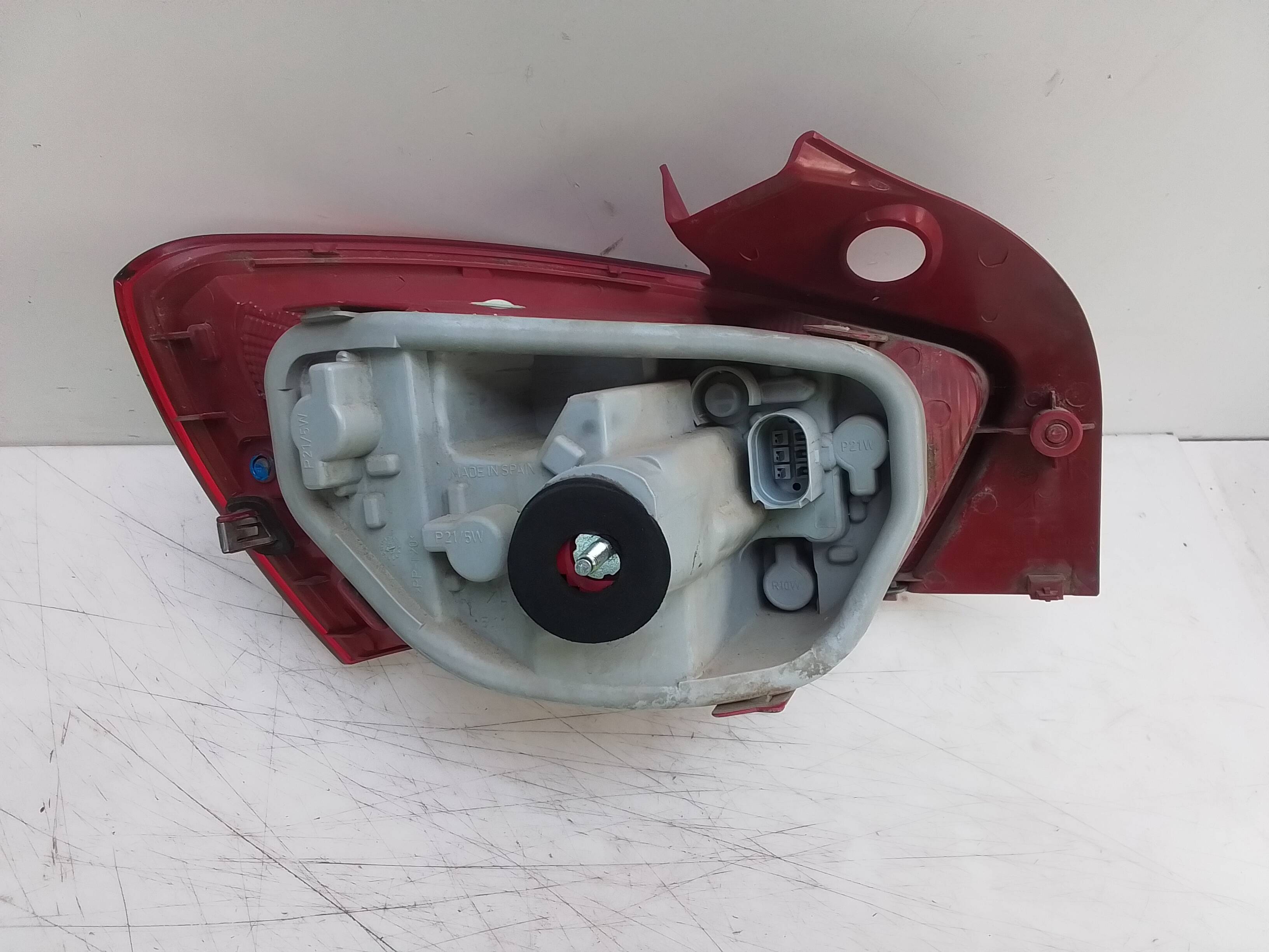 Piloto trasero derecho seat ibiza berlina (6j5)(06.2008->)