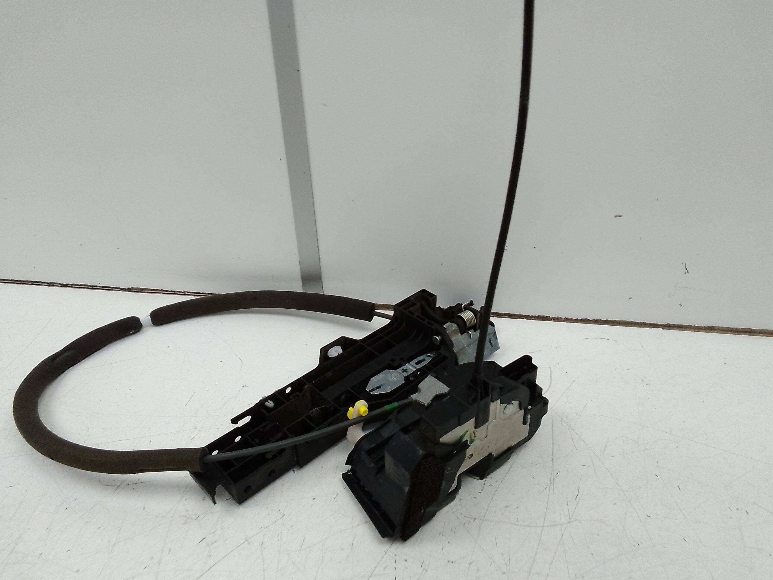 Cerradura puerta delantera izquierda nissan juke i (f15e)(06.2010->)