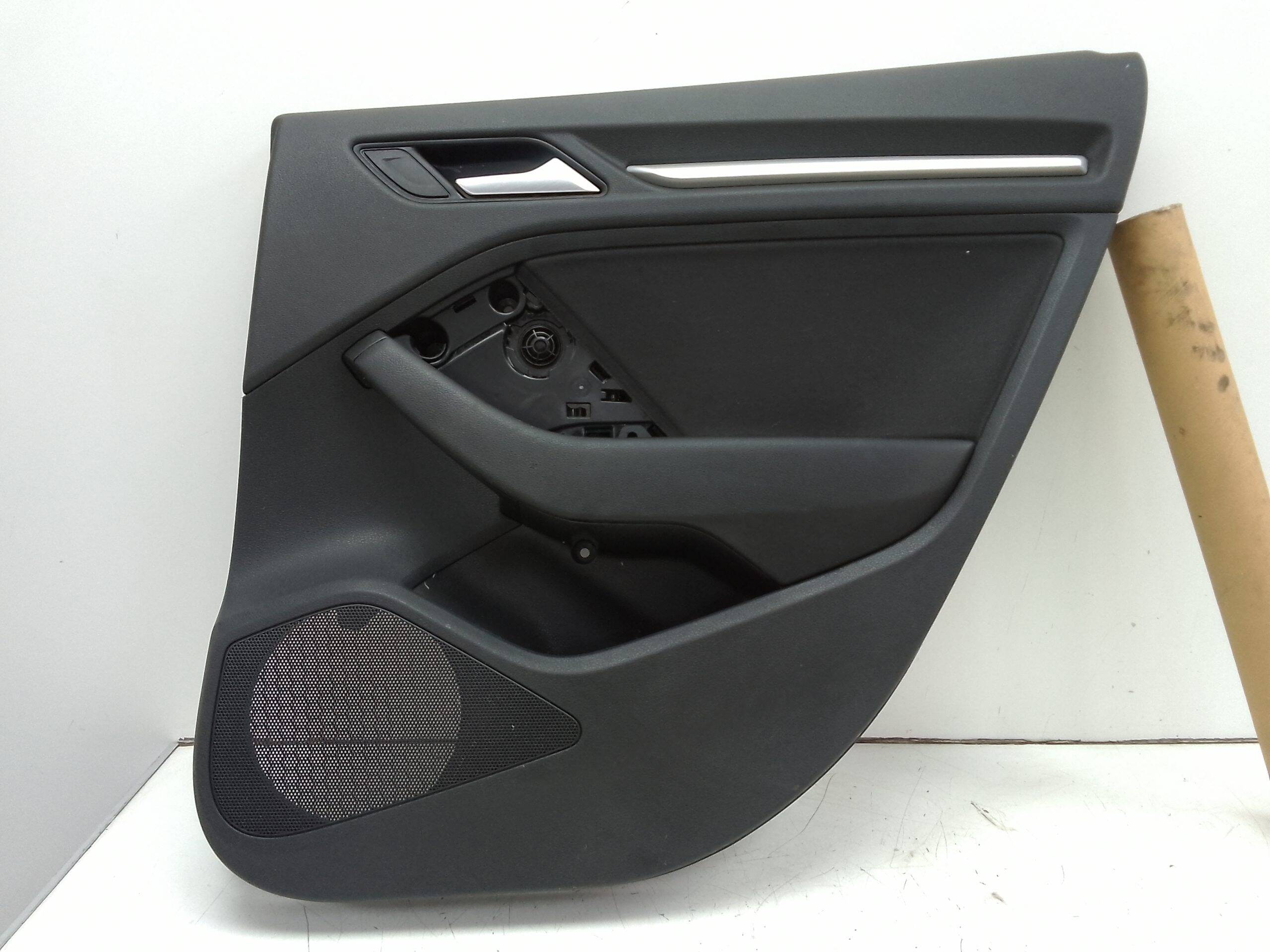 Guarnecido puerta trasera derecha audi a3 sportback (8va)(09.2012->)