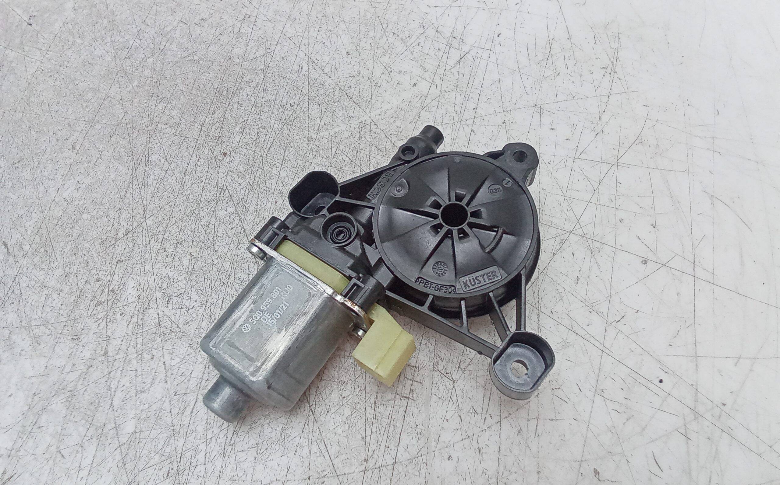 Motor elevalunas trasero izquierdo audi q3 (f3b)(11.2018->)