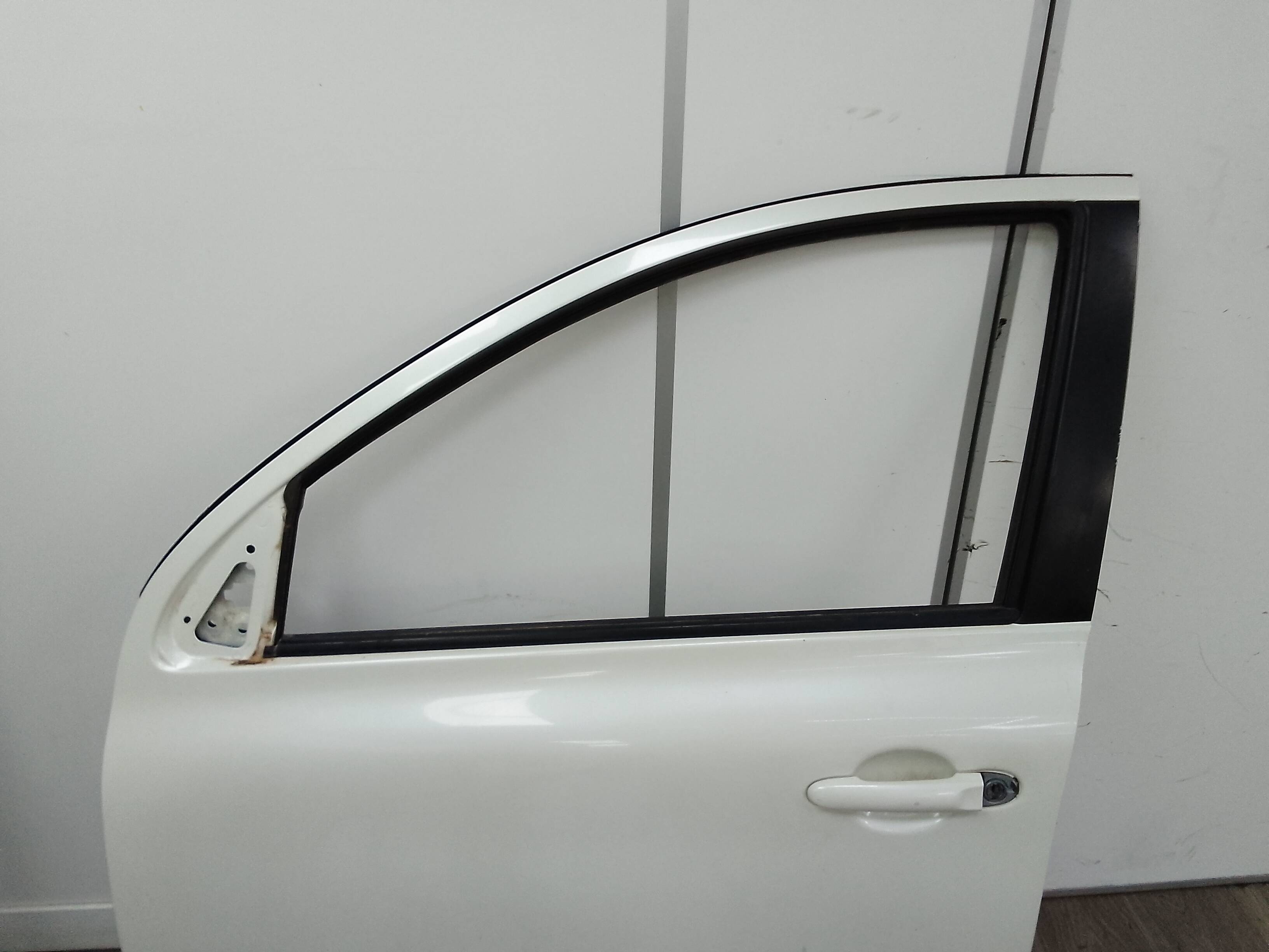 Puerta delantera izquierda nissan micra iv (k13k/kk)(07.2010->)