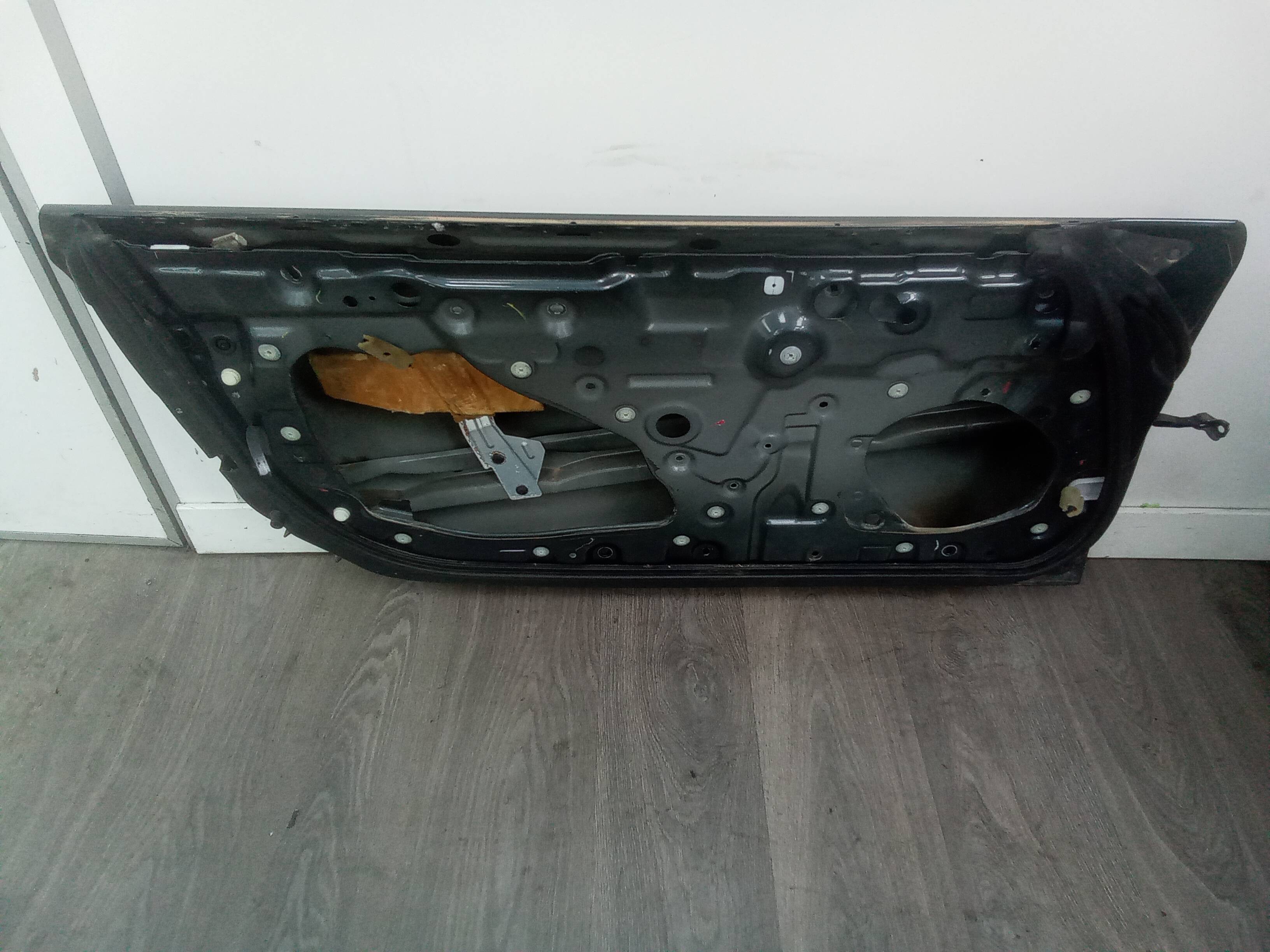 Puerta delantera izquierda mazda mx-5 (nc)(2005->)